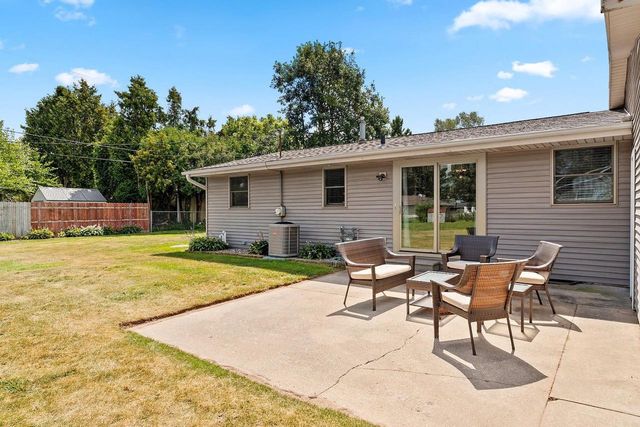 487 SUPERIOR ROAD, Green Bay, WI 54311