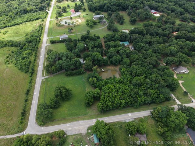 3715 Sawmill, Caddo, OK 74729