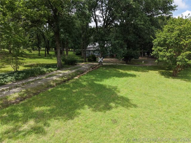3715 Sawmill, Caddo, OK 74729