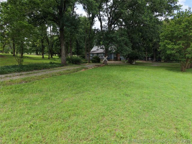3715 Sawmill, Caddo, OK 74729