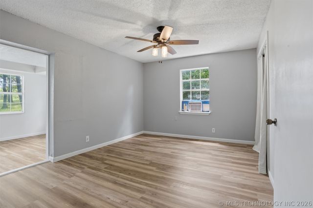 3715 Sawmill, Caddo, OK 74729