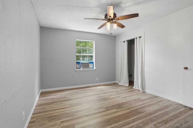 3715 Sawmill, Caddo, OK 74729