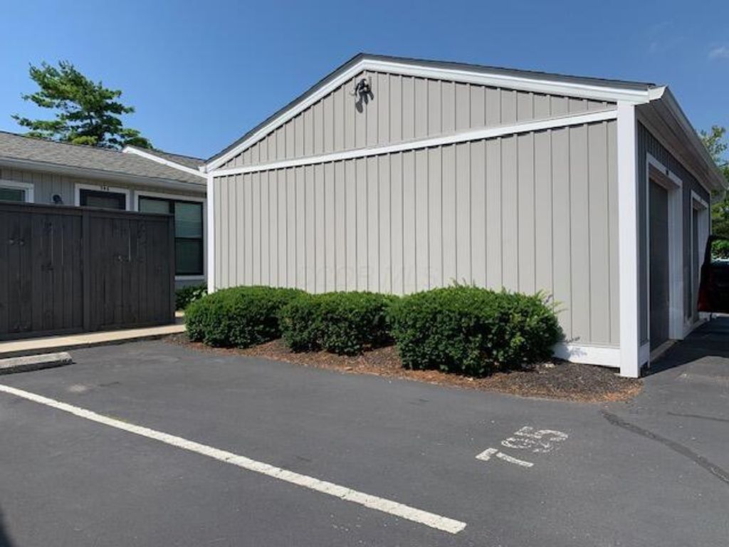 795 Plant Drive, 8C, Columbus, OH 43085