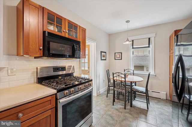 17 E TURNBULL AVE, Havertown, PA 19083