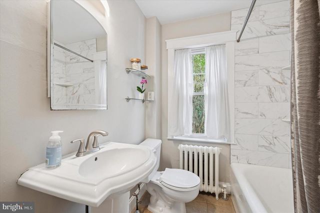 17 E TURNBULL AVE, Havertown, PA 19083