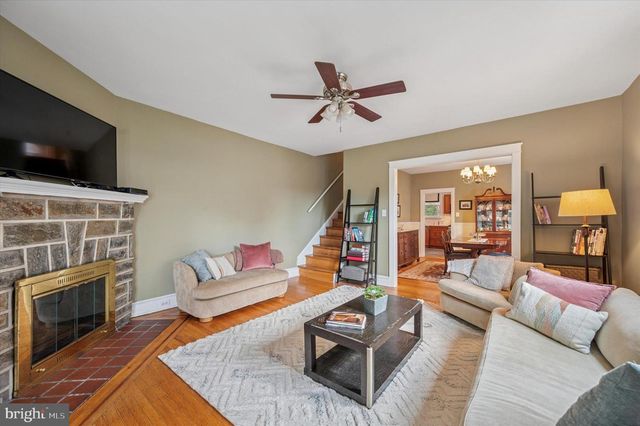 17 E TURNBULL AVE, Havertown, PA 19083