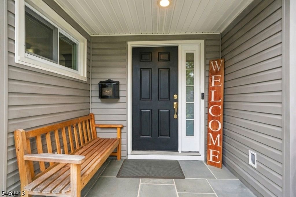 59 Eagle Dr, Emerson Boro, NJ 07630 — photo 2