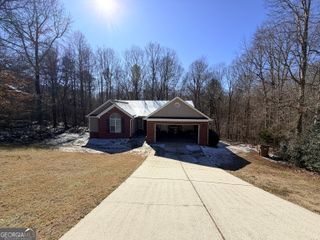 212 W Sycamore Drive, Winder, GA 30680