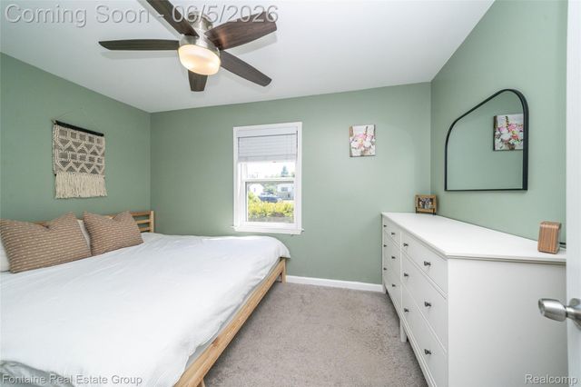 15165 Garden Street, Livonia, MI 48154