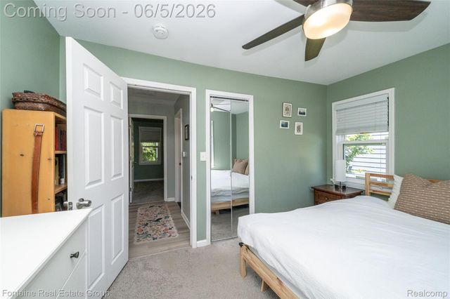 15165 Garden Street, Livonia, MI 48154