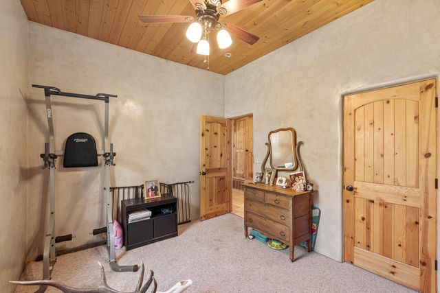 819 Calle Cunyo, Espanola, NM 87532