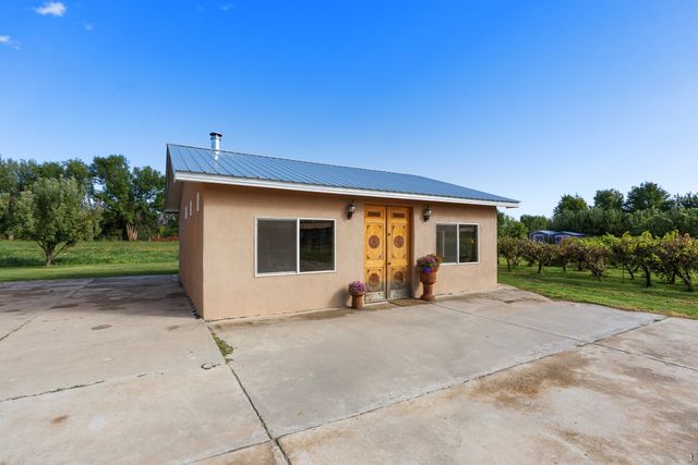 819 Calle Cunyo, Espanola, NM 87532