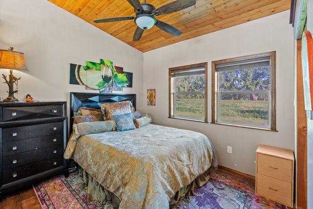 819 Calle Cunyo, Espanola, NM 87532