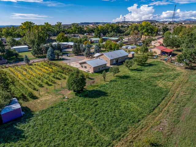 819 Calle Cunyo, Espanola, NM 87532