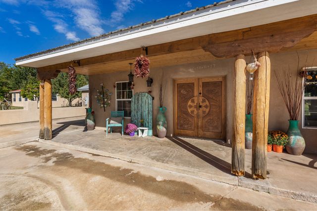 819 Calle Cunyo, Espanola, NM 87532