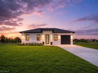 217 Pembroke ST, Lehigh Acres, FL 33974