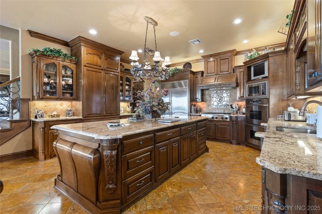 810 Gene Autry Road, Ardmore, OK 73401