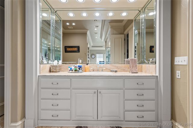 810 Gene Autry Road, Ardmore, OK 73401