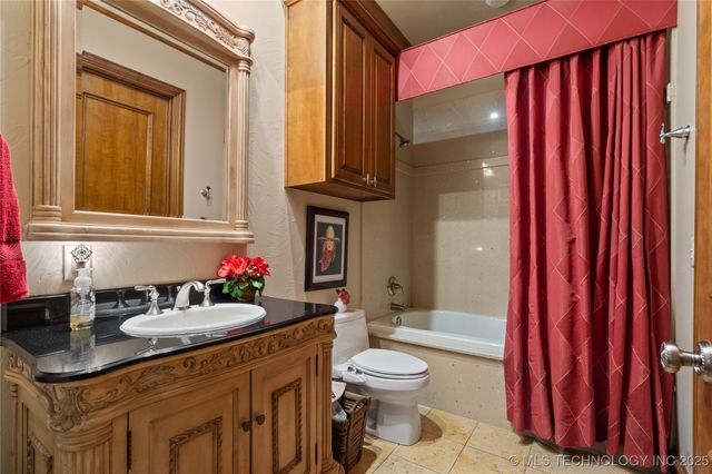 810 Gene Autry Road, Ardmore, OK 73401