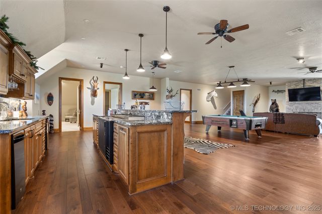 810 Gene Autry Road, Ardmore, OK 73401