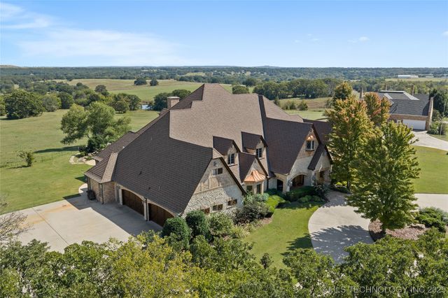 810 Gene Autry Road, Ardmore, OK 73401