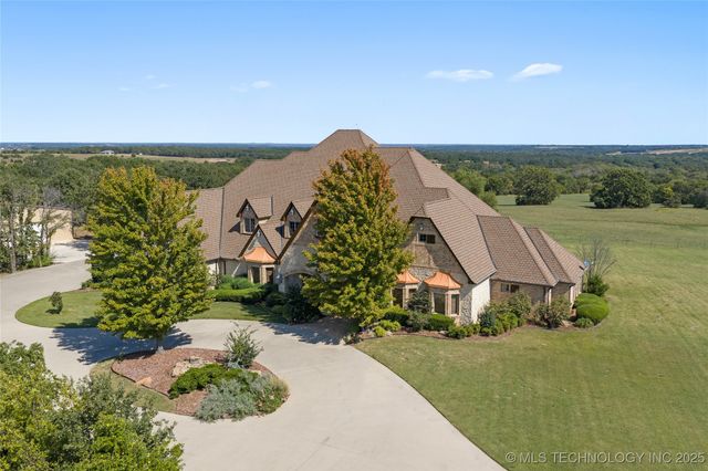 810 Gene Autry Road, Ardmore, OK 73401