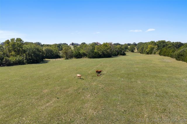 810 Gene Autry Road, Ardmore, OK 73401