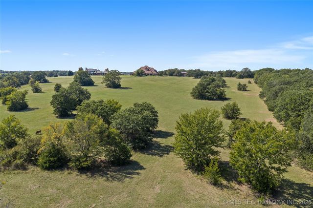 810 Gene Autry Road, Ardmore, OK 73401