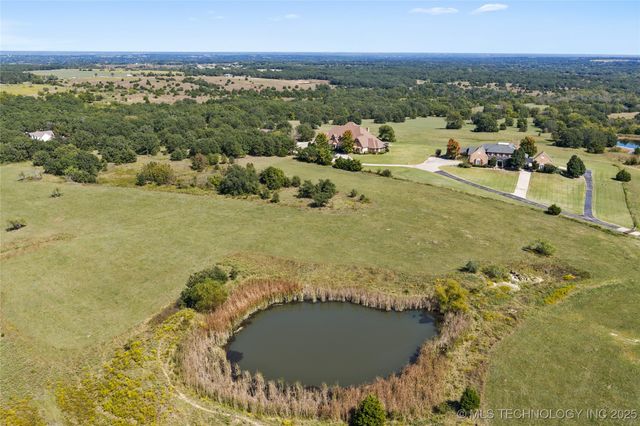 810 Gene Autry Road, Ardmore, OK 73401