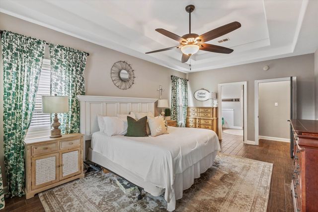 210 WHISPERING MEADOWS DR, Oakland, TN 38060