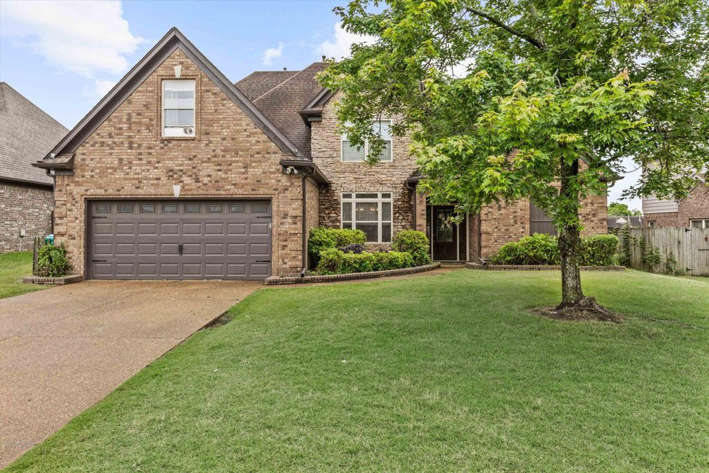 210 WHISPERING MEADOWS DR, Oakland, TN 38060