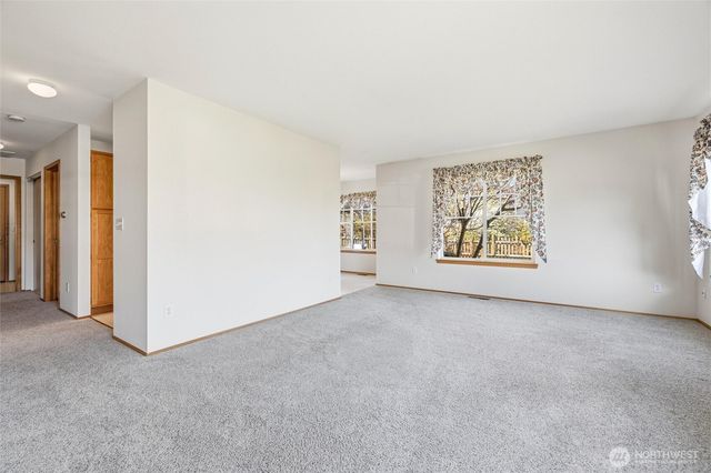 2209 26th Street, Anacortes, WA 98221