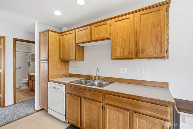 2209 26th Street, Anacortes, WA 98221