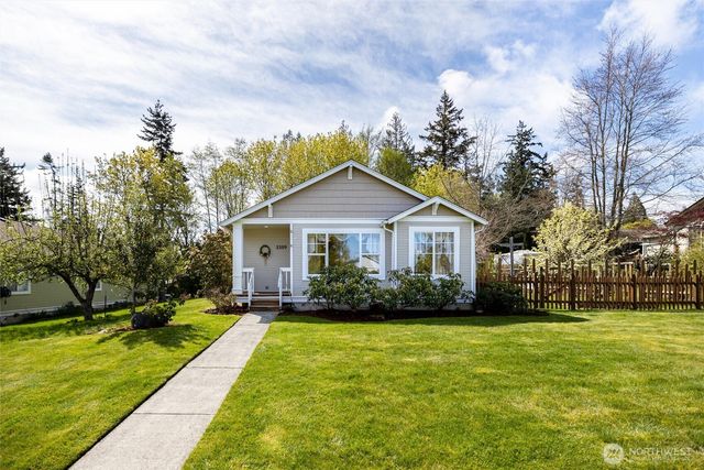 2209 26th Street, Anacortes, WA 98221