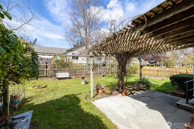 2209 26th Street, Anacortes, WA 98221
