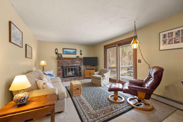 28 Buckingham Drive, Sandwich, MA 02563