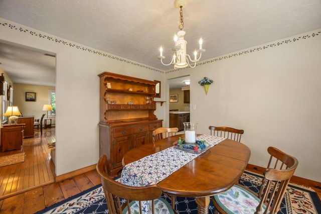 28 Buckingham Drive, Sandwich, MA 02563