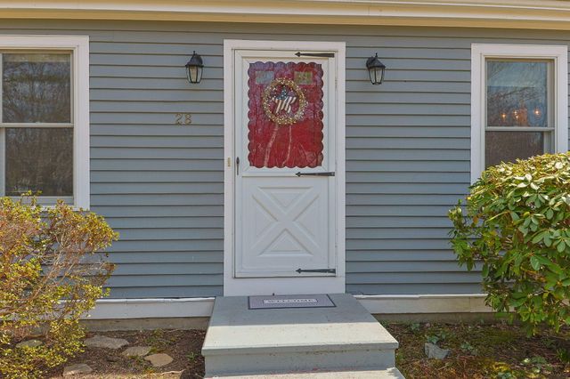 28 Buckingham Drive, Sandwich, MA 02563