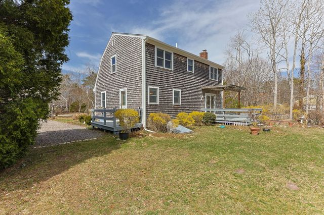 28 Buckingham Drive, Sandwich, MA 02563