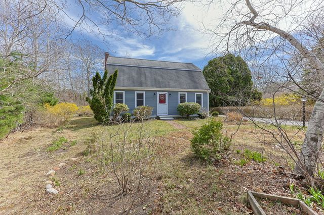 28 Buckingham Drive, Sandwich, MA 02563