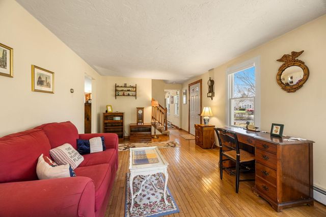 28 Buckingham Drive, Sandwich, MA 02563