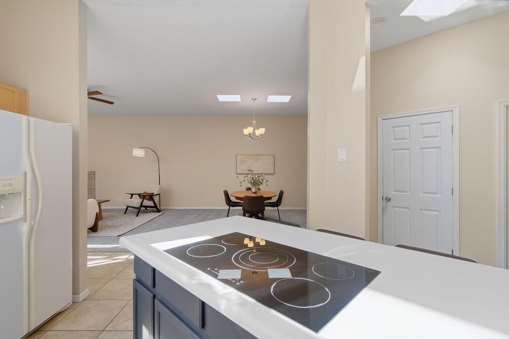 Image 16 of property listing at 13140 Nandina Lane SE, Albuquerque, NM 87123