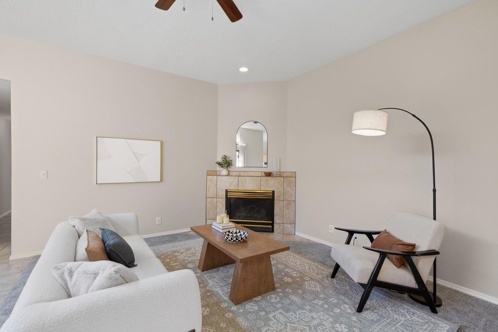 Image 5 of property listing at 13140 Nandina Lane SE, Albuquerque, NM 87123