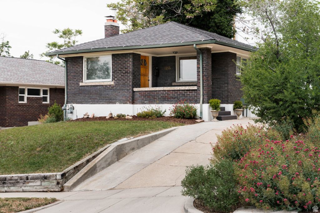 1235 E LAIRD AVE, Salt Lake City, UT 84105