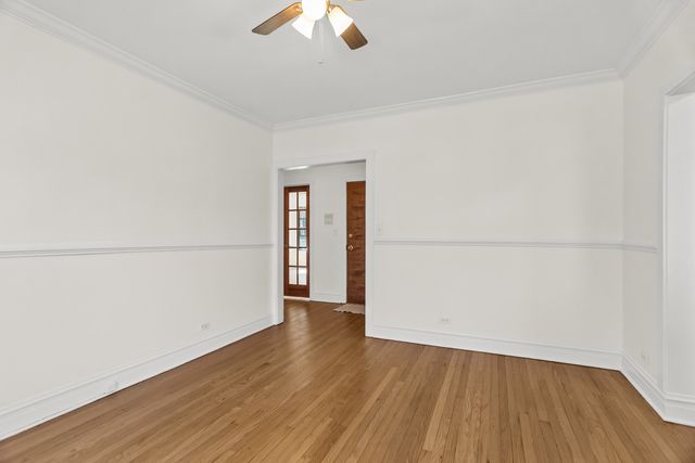 146 Clyde Avenue 2E, Evanston, IL 60202