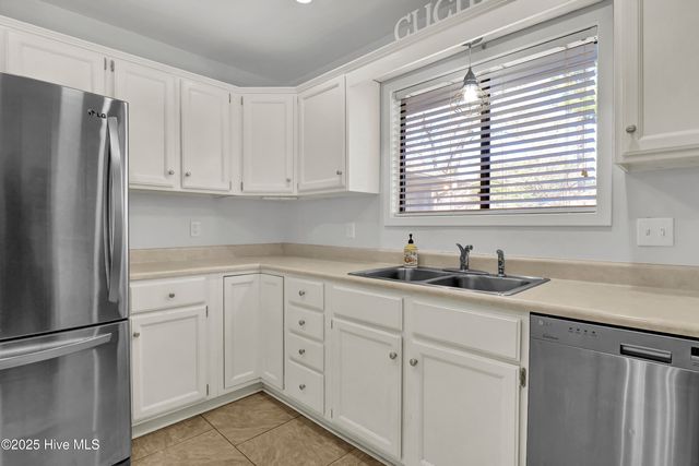 1210 Bayside Circle W, Wilmington, NC 28405