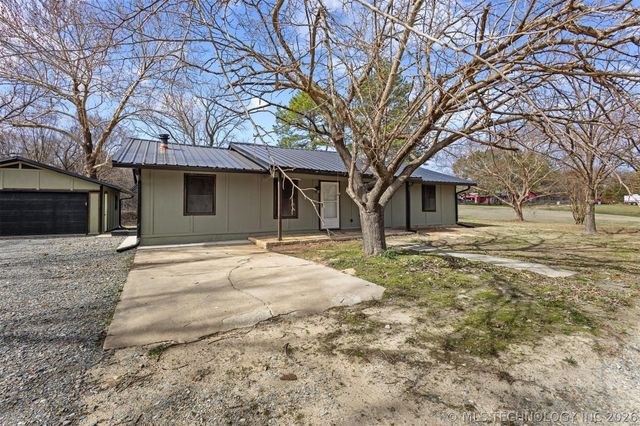 169 Cardinal, Colbert, OK 74733