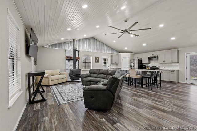 169 Cardinal, Colbert, OK 74733