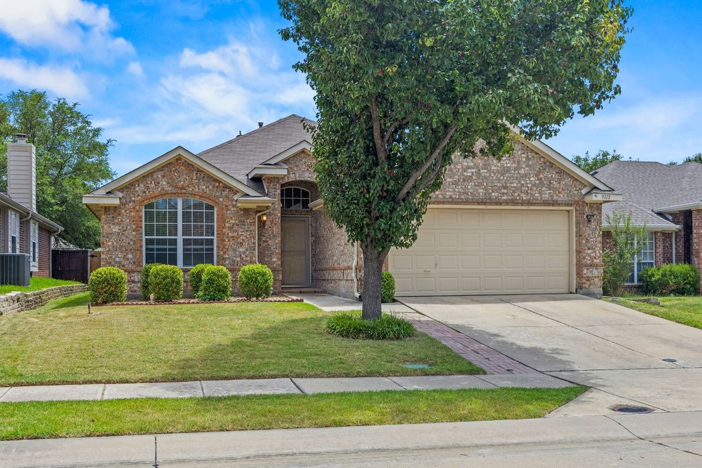 9313 Norfolk Lane, Mckinney, TX 75071