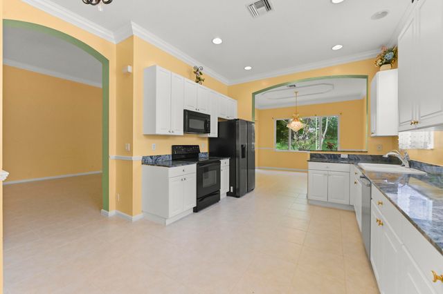 2464 Sailfish Cove Drive, West Palm Beach, FL 33411